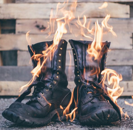 https://cdn-staging.nicksboots.com/media/magefan_blog/what-are-fire-boots-made-of.jpg