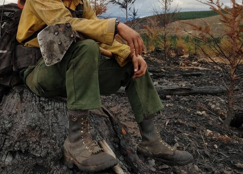 construction of wildland firefighter boots